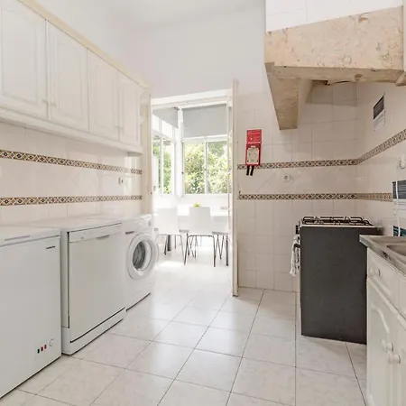 Houze 7 Bedroom Apartment In Charming Lapa